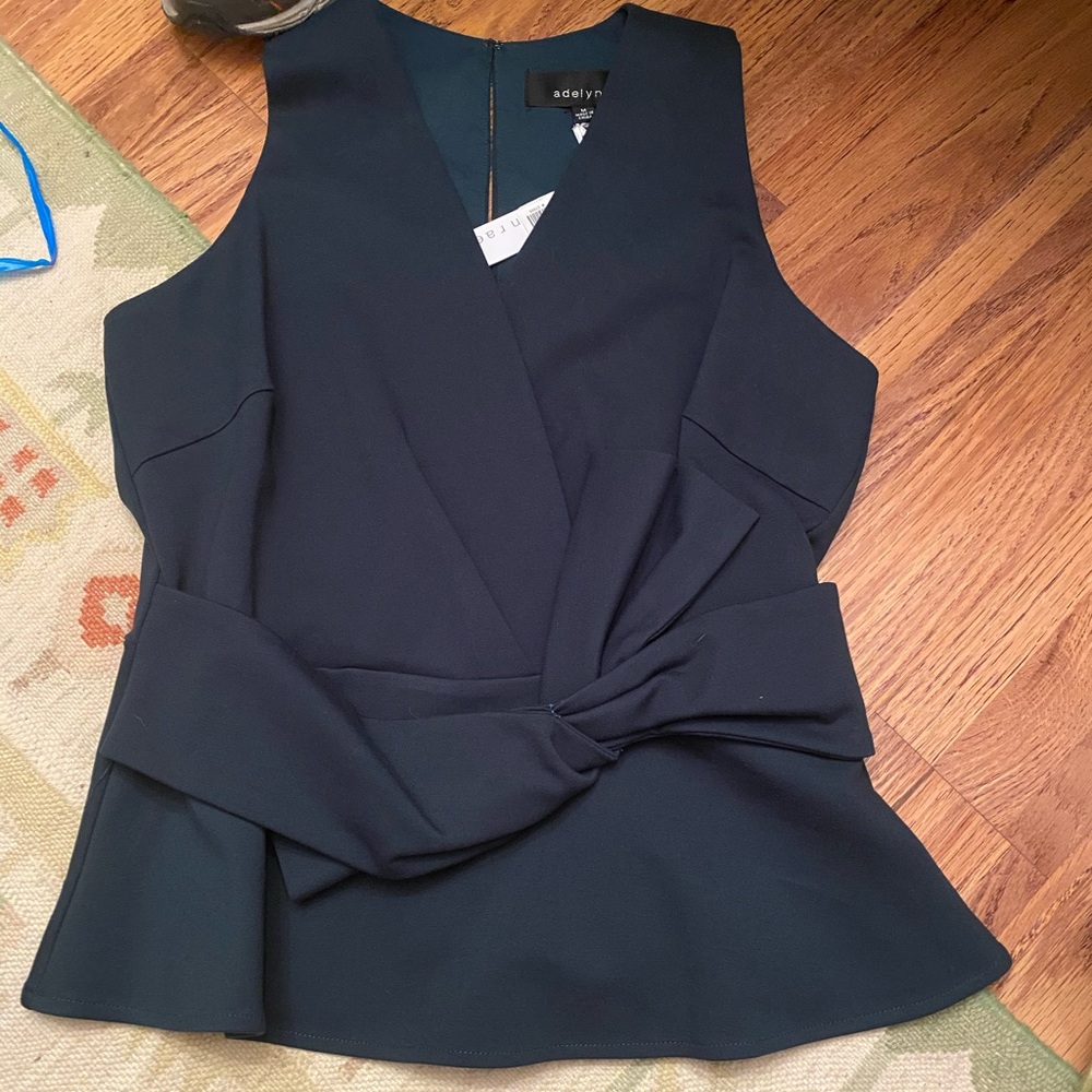 NWT Medium Hunter Green Blouse